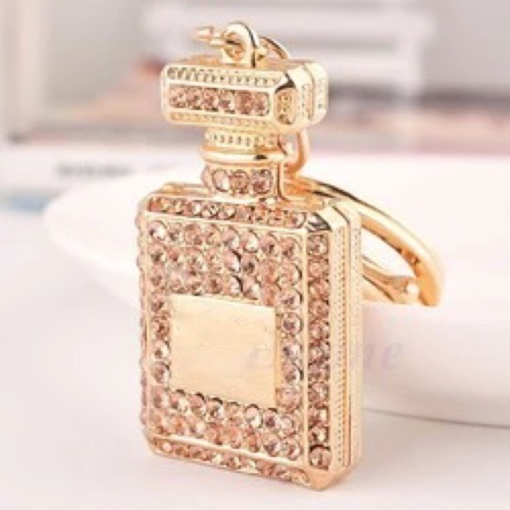 28. Perfume keychain - Picture 3 of 5